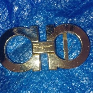 Salvatore Ferragamo Gold Belt Buckle